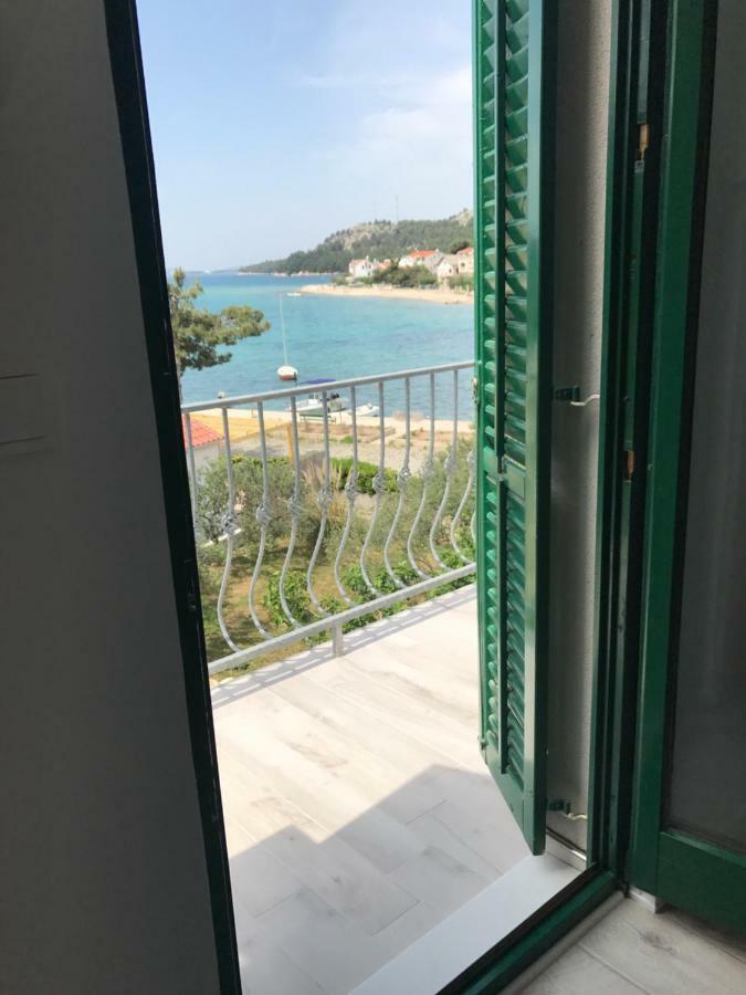 Relaxing Whole Top Floor Apartment By The Sea Zaboric Exterior foto